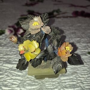 TinyJade Floral Arrangment